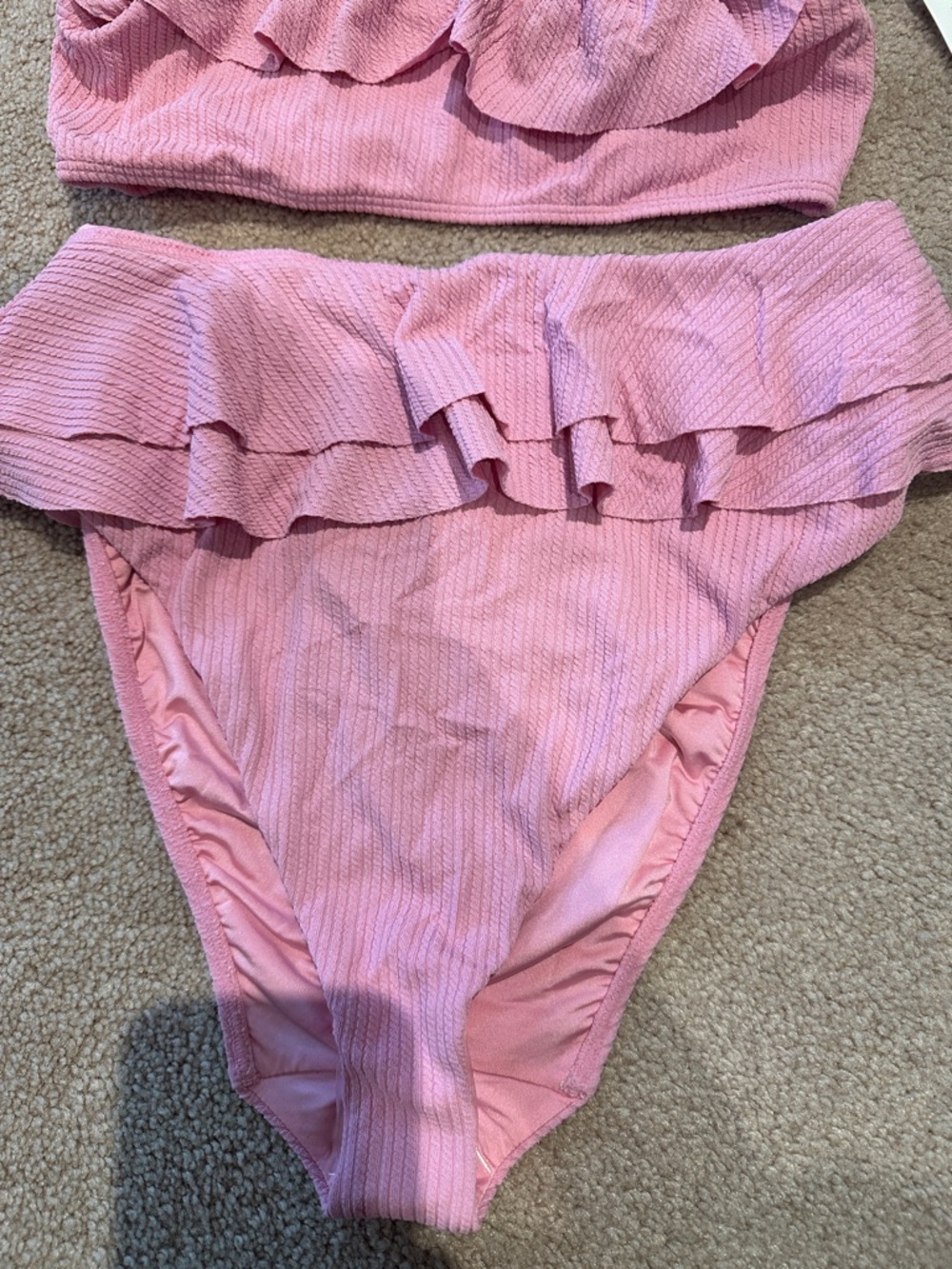 Show Me Your MuMu Pink Ruffle Bikini Set - Picture 4 of 7